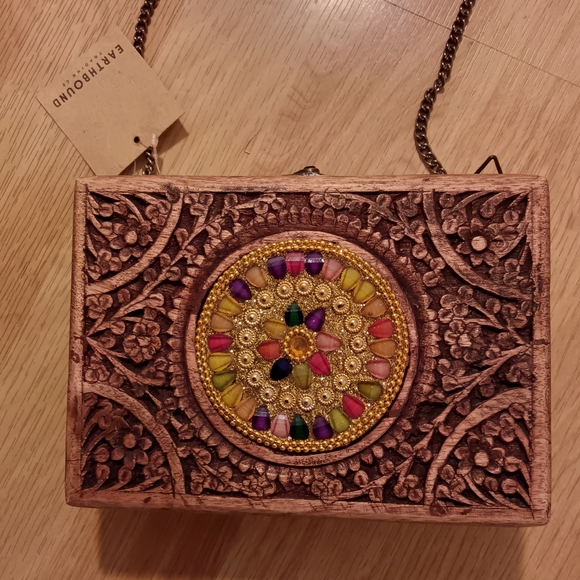 EARTHBOUND Handbags - EARTHBOUND Wooden Clutch with Blue Lining
